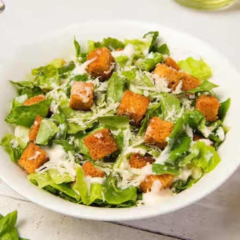 Fresh Caesar Salad: A Classic Italian Favorite