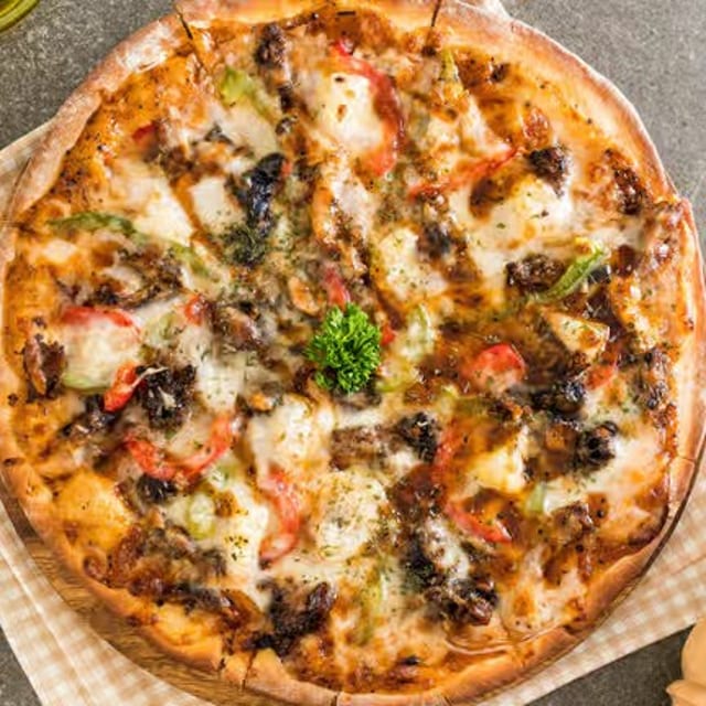 Cheeseburger Pizza.